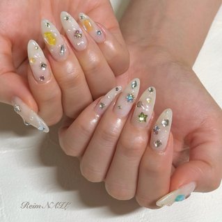 ネイルチップ 宝石ネイル ビジューネイル 夏ネイル 宝石箱ネイル ネイルチップ 宝石ネイル 秋ネイル ビジューネイルの通販 by