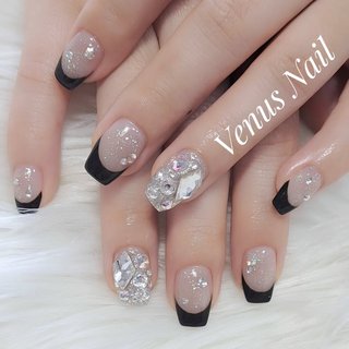 新品　ripinail リピネイル　フレンチ✖️ビジュー ビジューフレンチ💕