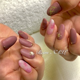 ピンク グレー 結婚式お呼ばれネイルのネイルデザイン ネイルブック