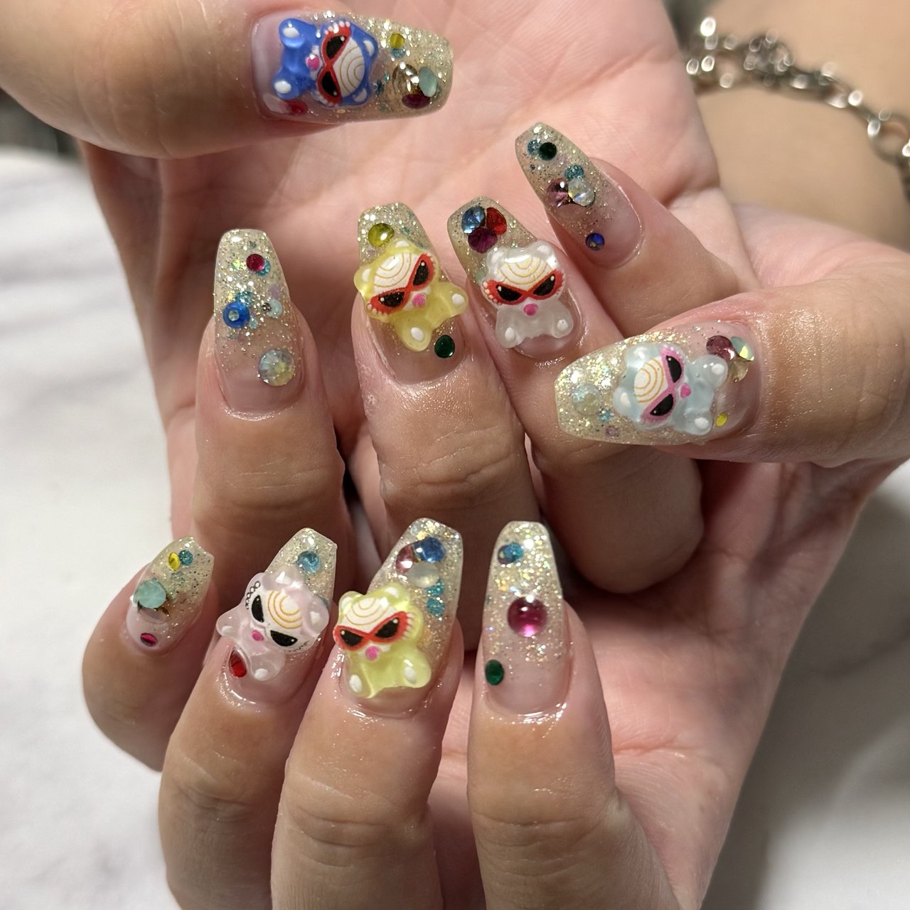 【sold out】 ヒステリックミニ ネイルパーツ あすぴーのネイルデザイン[No.9590378]｜ネイルブック