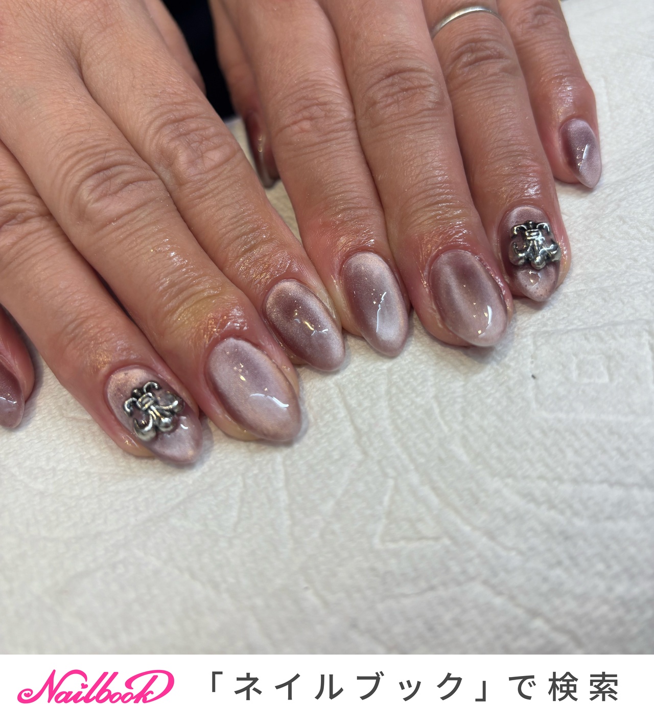 クロムハーツのネイルデザイン｜ネイルブック