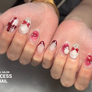 秋ネイル チェックネイル リボンネイル マグネットネイル ネイルチップ チェック/リボン/マグネットネイルのネイルデザイン｜ネイルブック 秋