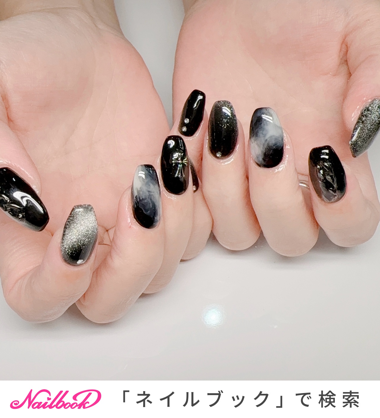 人気順｜#黒ニュアンスネイルのネイルデザイン｜ネイルブック