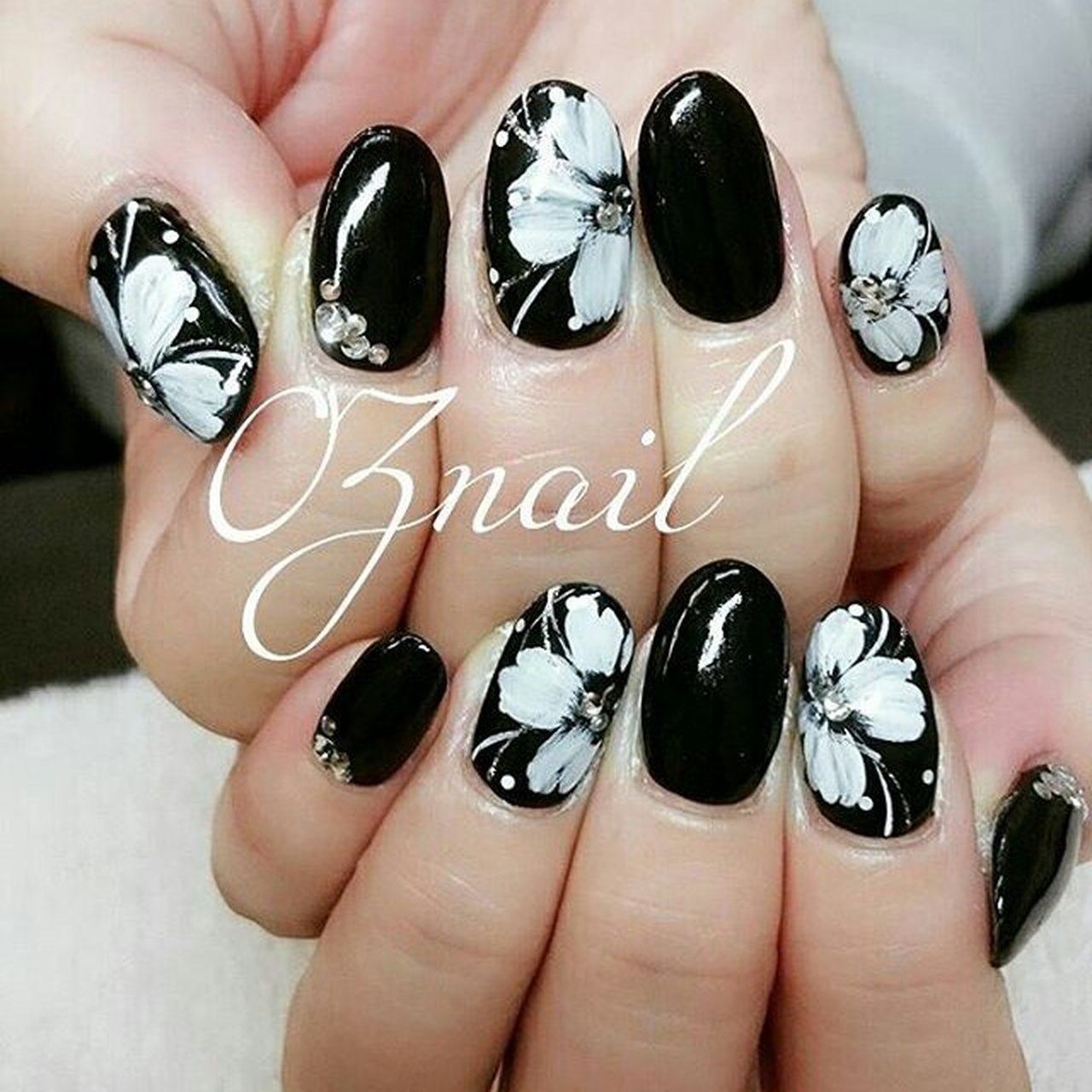 フラワー - *うんどうかなえ*のネイルデザイン[No.2723714]｜ネイルブック
