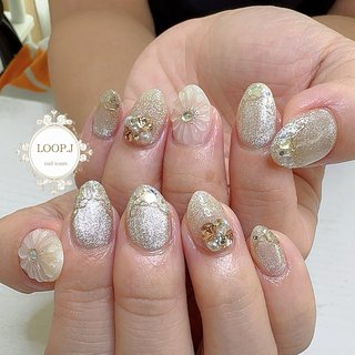 ネイルチップ ぷっくりフラワー マグネット ラメ ゴールド ネイルチップ ぷっくりフラワー マグネット ラメ ゴールド