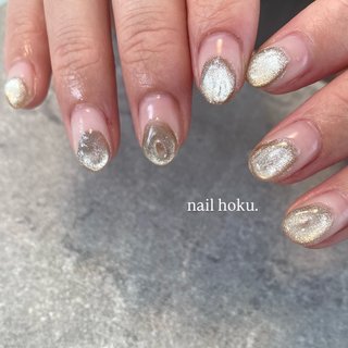 11］ネイルチップ ニュアンス モノトーン ホログラム ぷっくり