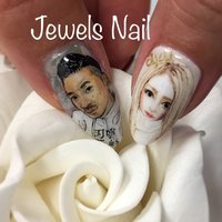 イニシャル ベージュ グレーのネイルデザイン ネイルブック