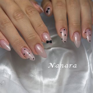 ピンクグレー ドットネイル リボン ハート ガーリーネイル ドット(水玉