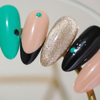 フレンチ/グリーン/#マグネットネイルのネイルデザイン｜ネイル