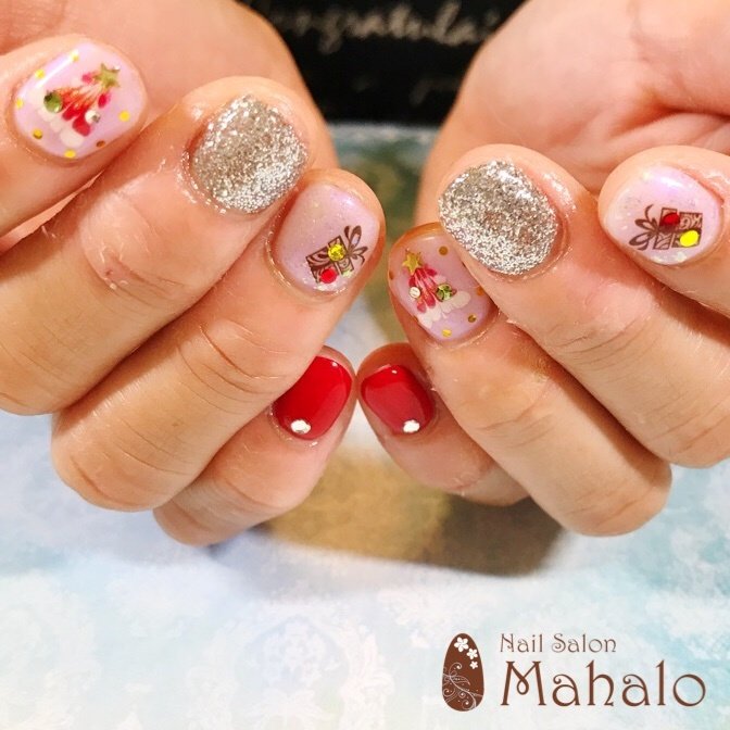 冬 クリスマス パーティー ラメ ピーコック Nail Salon Mahaloのネイルデザイン No ネイルブック