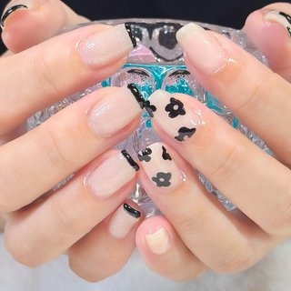 フラワー/グレージュのネイルデザイン｜ネイルブック