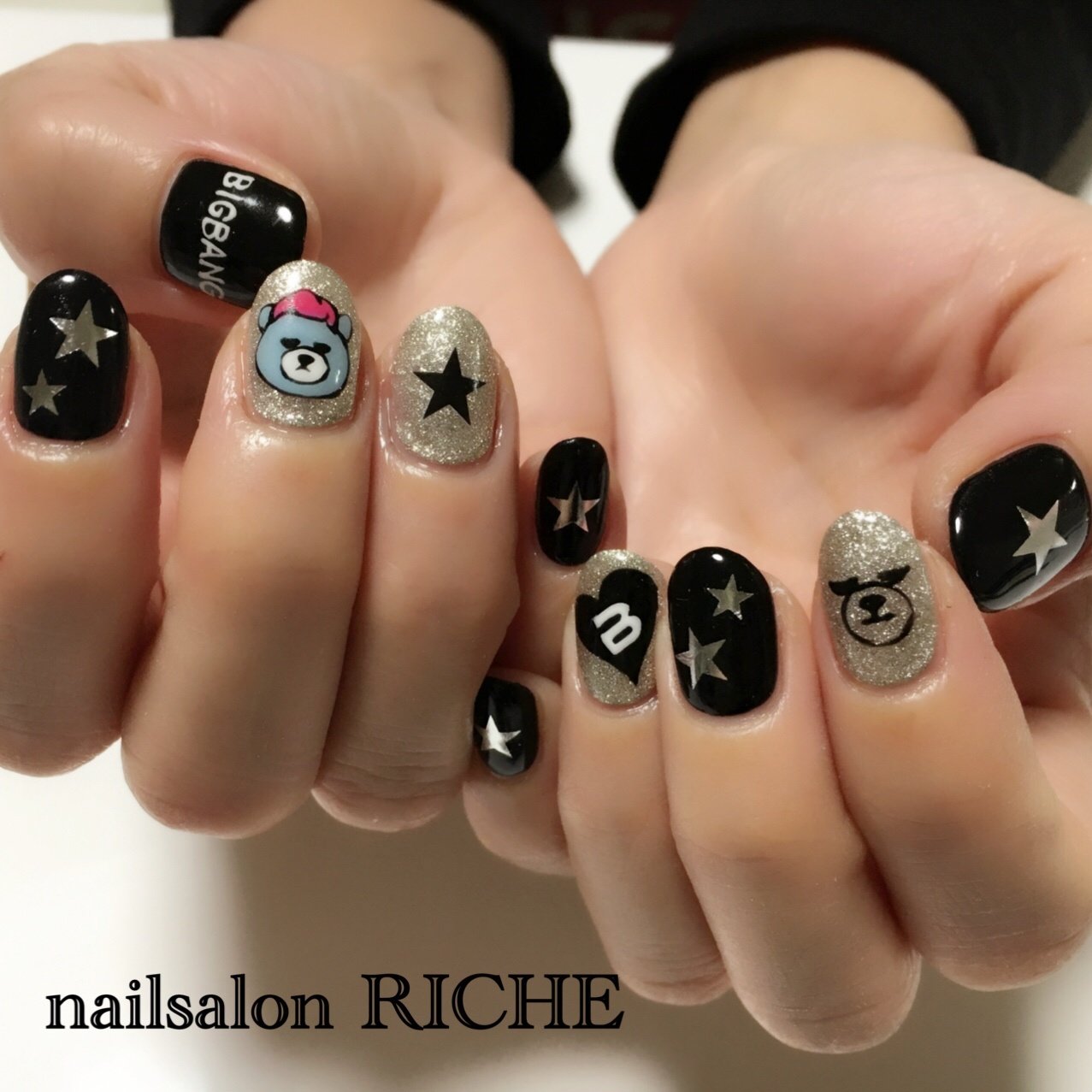 秋 冬 ライブ ハンド キャラクター Nailsalon Richeのネイルデザイン No ネイルブック