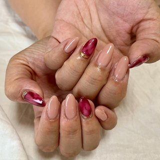 ネイルカラー 赤 ピンク まとめ売り 今がネイルチェンジのタイミング♡ 桜ピンクとワインレッドの