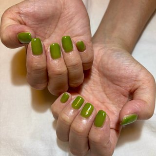 くすみカーキニュアンスゴールドネイル 砂ジェル ミラー 韓国 ちゅるん 秋 冬 くすみカーキニュアンスゴールドネイル 砂ジェル ミラー 韓国