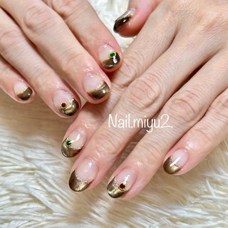 ブラウンゴールドニュアンスシェルネイル ラメ バイカラー 韓国 ちゅるん 秋 ブラウンゴールドニュアンスシェルネイル ラメ バイカラー 韓国