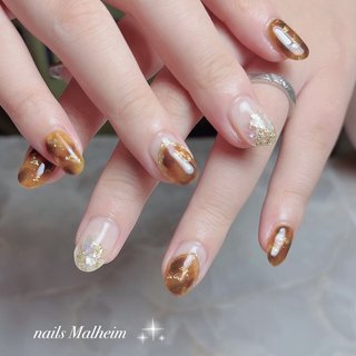 ベージュマグネットべっ甲ニュアンスネイル シェル アイボリー 韓国 ちゅるん 秋 お客様ネイル♡ べっ甲×マグネット 美しい✨ #秋ネイル2023#秋