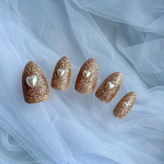 2025年】新着順｜24金のネイルデザイン｜ネイルブック