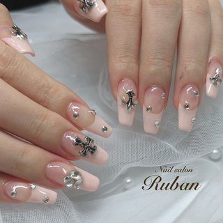 2025年】新着順｜クリア/#クロムハーツネイルのネイルデザイン