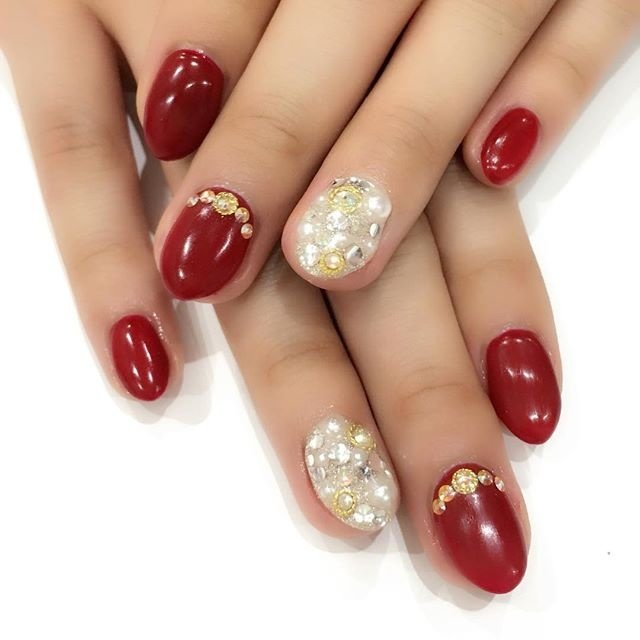 冬 ハンド ミディアム レッド ジェル Anela Nailのネイルデザイン No ネイルブック