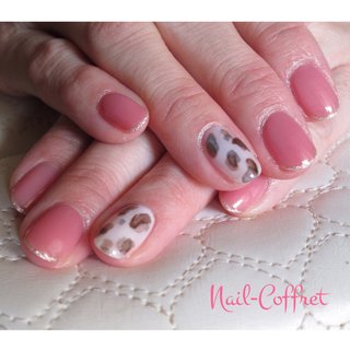 23年 新着順 クリスマス ピンク 白べっ甲のネイルデザイン ネイルブック