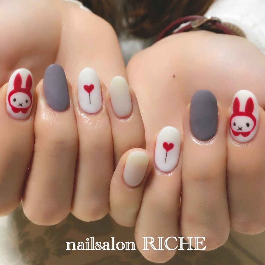 秋 冬 女子会 ハンド キャラクター Nailsalon Richeのネイルデザイン No ネイルブック