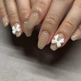 マグネット/キルティング/ベージュ/ブラウン - akinaのネイルデザイン