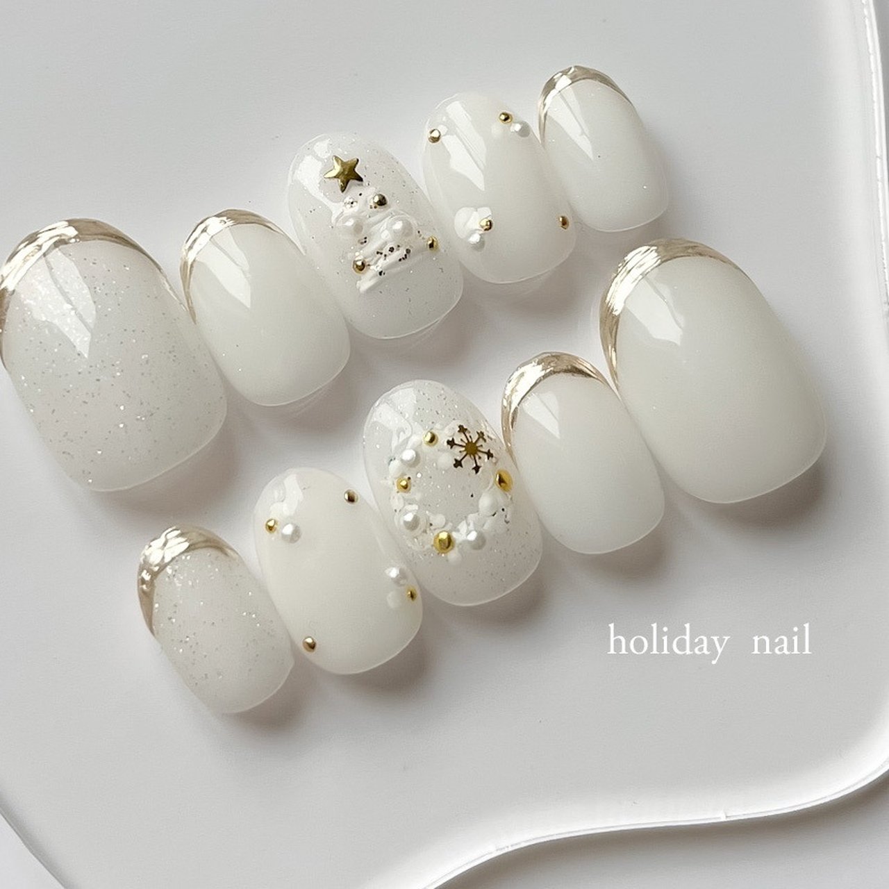 冬/クリスマス/ハンド/ホワイト/ベージュ - HOLIDAYnailのネイル 