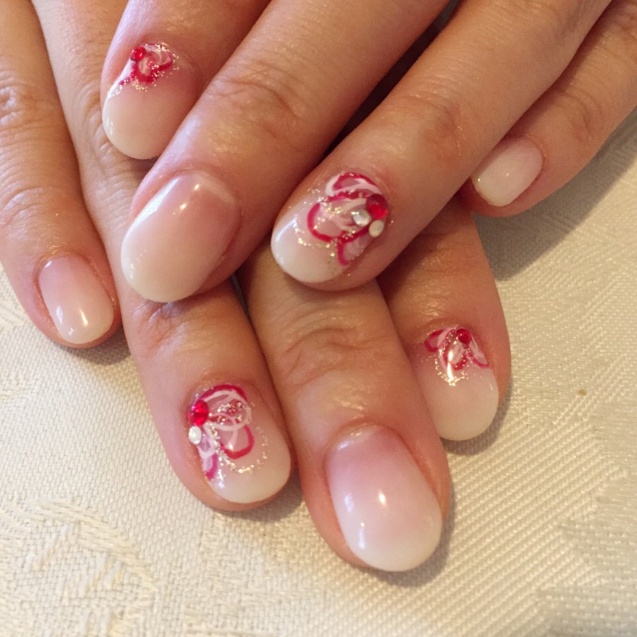 お正月 成人式 ブライダル ハンド 和柄 Momoのネイルデザイン No ネイルブック