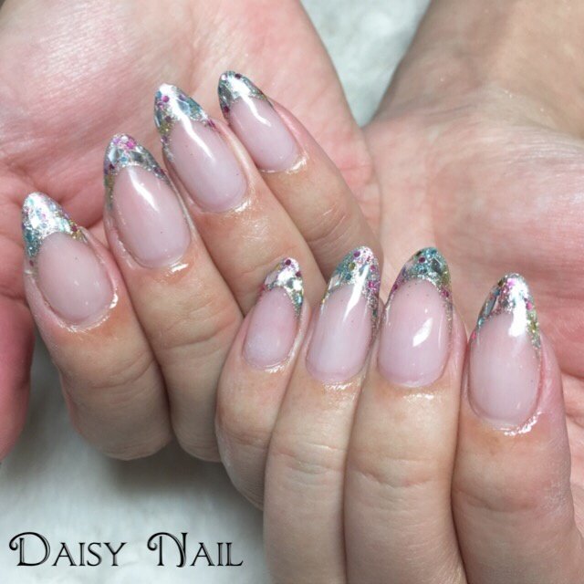 オールシーズン ハンド フレンチ ホログラム ラメ Daisynailのネイルデザイン No ネイルブック