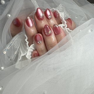 ホワイト/シルバー - 大曲Hikari Nail⭐︎ﾋｶﾘﾈｲﾙのネイルデザイン[No