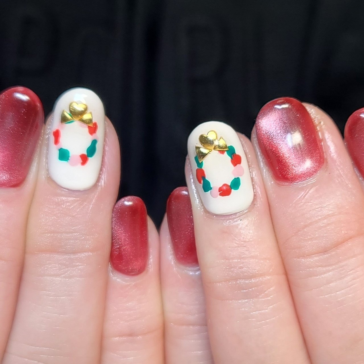 手が綺麗に見えるネイル/冬/クリスマス/オフィス - 40代～の大人サロン