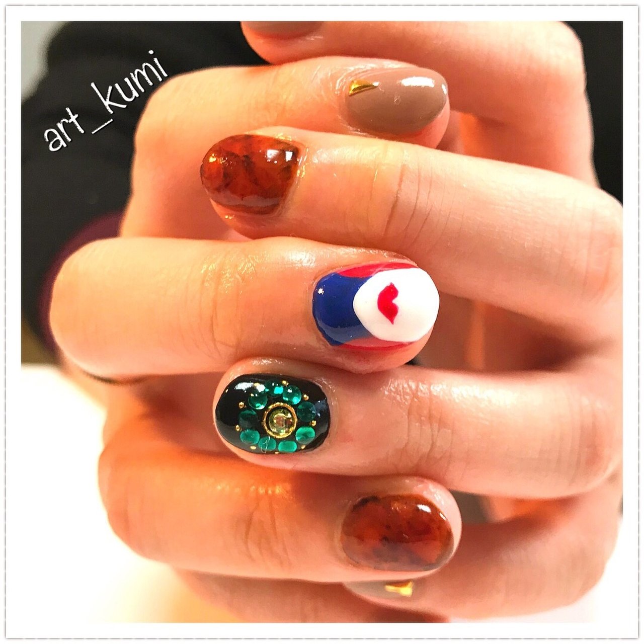 秋 冬 ライブ ハンド ビジュー Art Kumiのネイルデザイン No ネイルブック