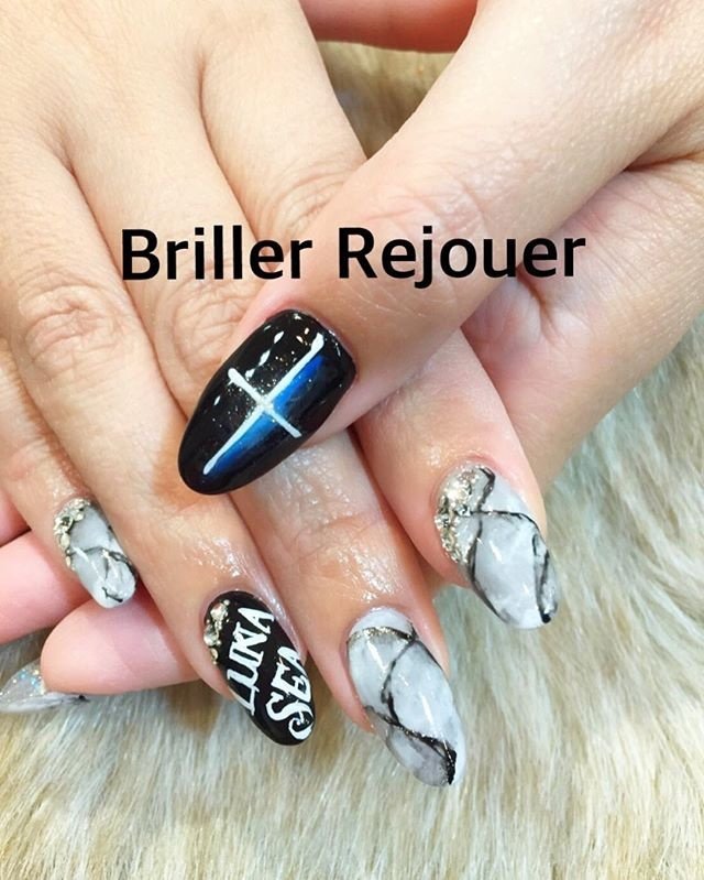 ライブ パーティー ハンド イニシャル 大理石 Briller Rejouerの