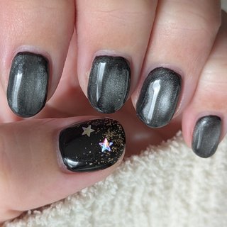ブラックラメのネイルデザイン｜ネイルブック