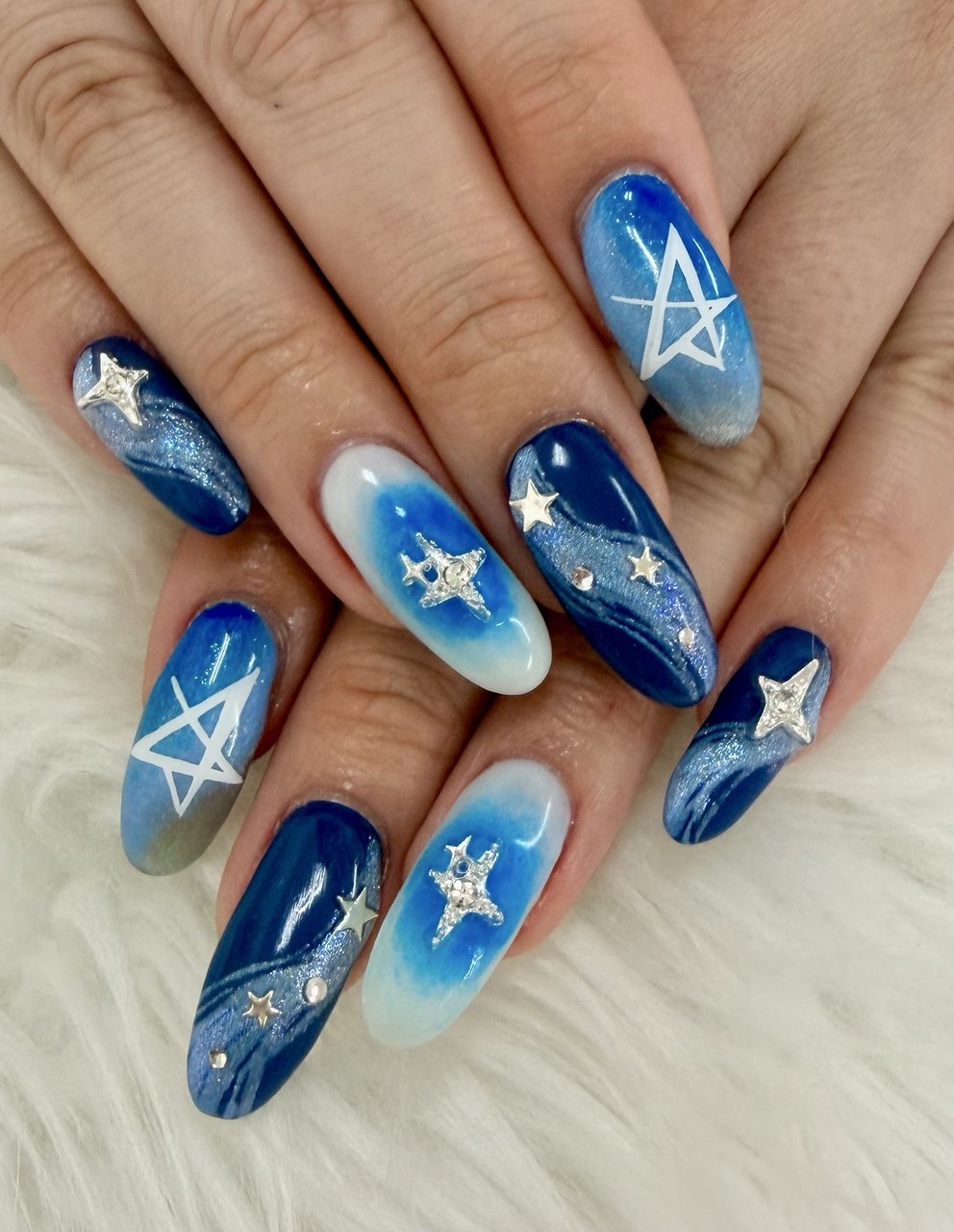 オールシーズン/ライブ/女子会/推し活/ハンド - Bravery Rose