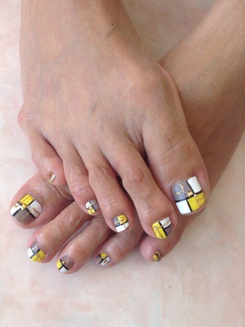 オールシーズン フット ブロック ショート ホワイト Nailsalonroseのネイルデザイン No ネイルブック