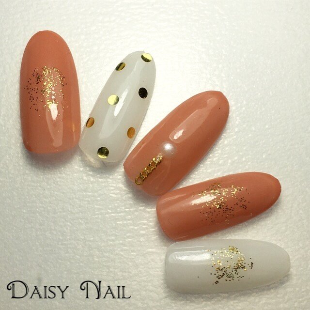 オールシーズン ハンド ラメ ワンカラー ドット Daisynailのネイルデザイン No ネイルブック