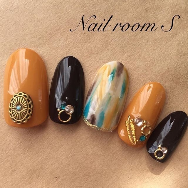 秋 オールシーズン 成人式 パーティー ハンド ｎailroom ｓのネイルデザイン No ネイルブック