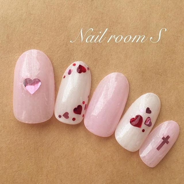 オールシーズン バレンタイン デート ハンド ホログラム ｎailroom ｓのネイルデザイン No ネイルブック