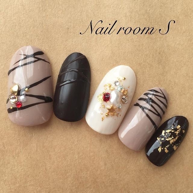 バレンタイン デート 女子会 ハンド ラメ ｎailroom ｓのネイルデザイン No ネイルブック