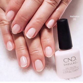 タイムセール！限定出品・シェラックネイル33本(おまけ付き) タイムセール！限定出品・シェラックネイル33本(おまけ付き