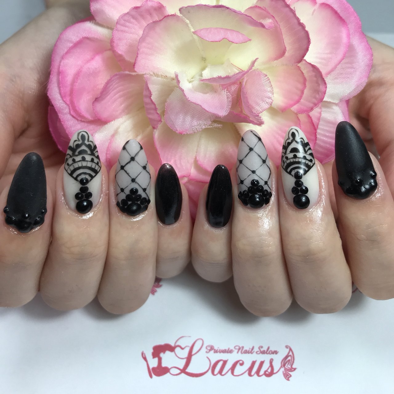 お正月 成人式 バレンタイン ハンド ラメ Lacus Nailのネイルデザイン No ネイルブック