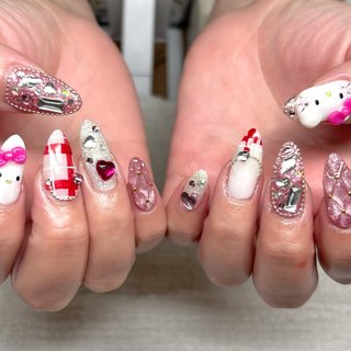 キティちゃんのネイルデザイン｜ネイルブック