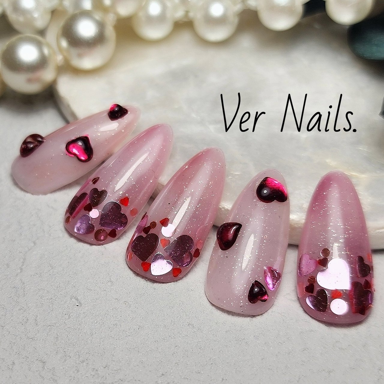 冬/お正月/バレンタイン/デート/ハンド - Ver Nails.のネイルデザイン 