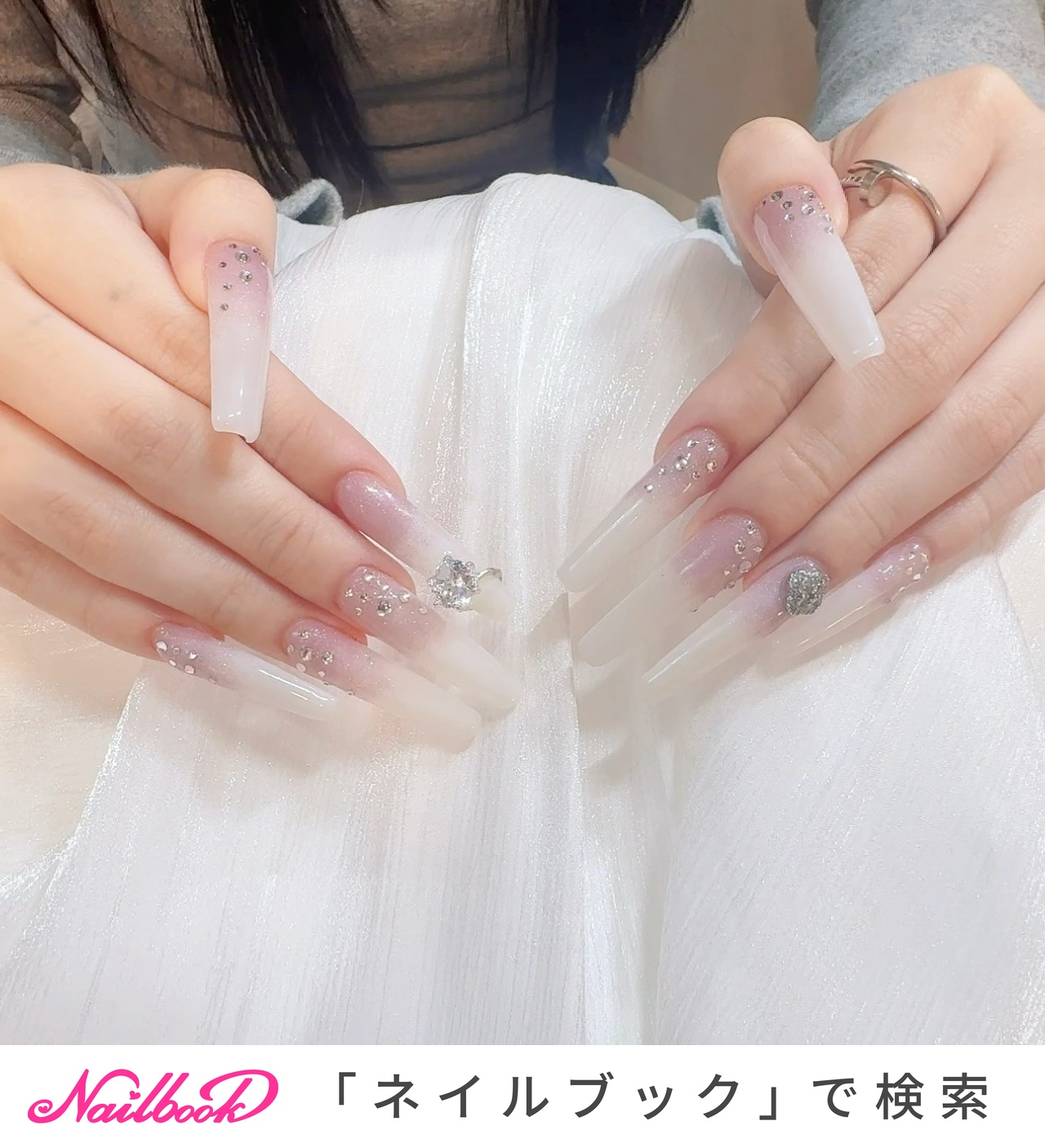 クローバーパーツのネイルデザイン｜ネイルブック