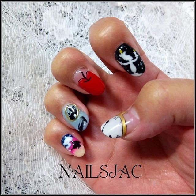 オールシーズン ハンド 痛ネイル キャラクター ミディアム ちなみ Nailsjacのネイルデザイン No 2801127 ネイルブック