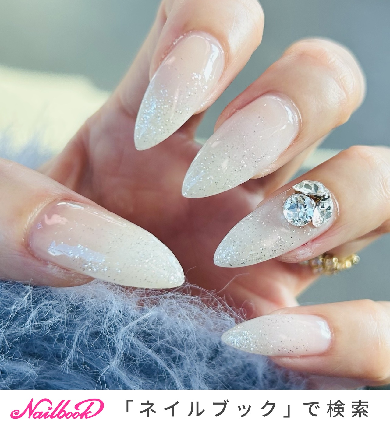 ベージュのロングスティレットネイルチップ 1280_lc