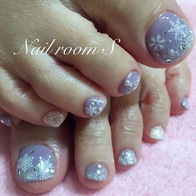 冬 クリスマス デート フット ラメ ｎailroom ｓ Shiho Hiratouのネイルデザイン No ネイルブック
