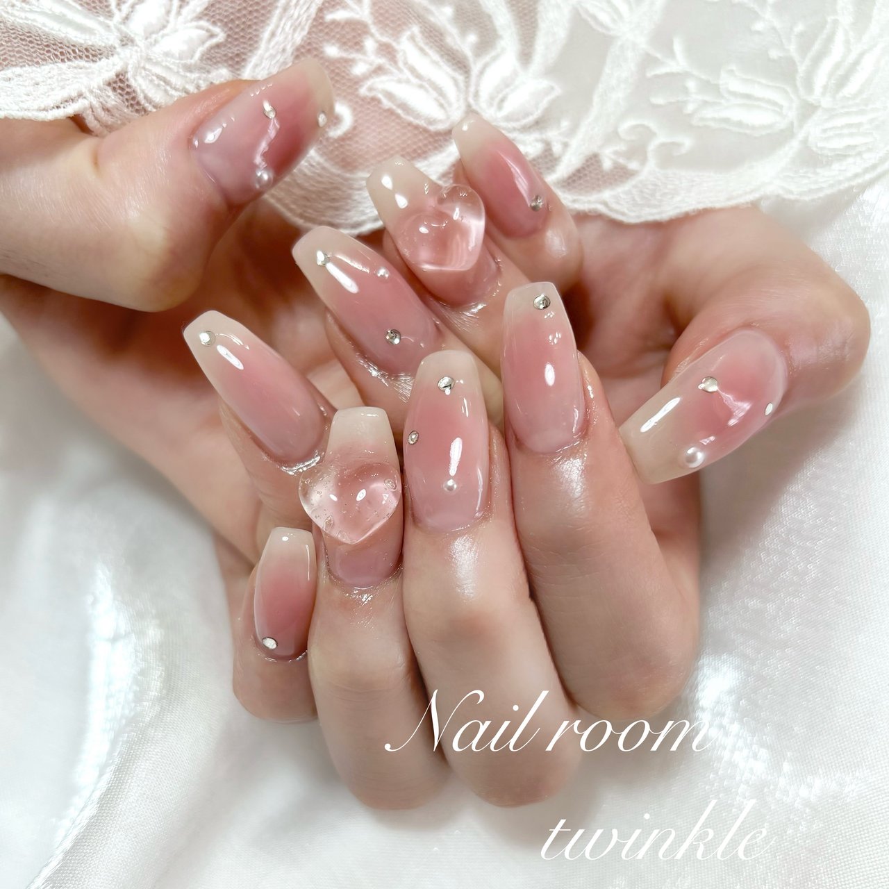 ハンド/チーク/ちゅるん/ワンホン/韓国 - SAEのネイルデザイン[No