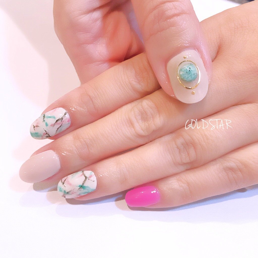 オールシーズン ライブ オフィス 女子会 ハンド Agloss Nailのネイル
